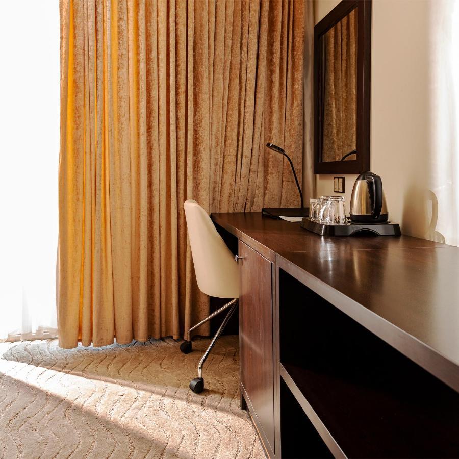 Horizon Hotel Basra ภายนอก รูปภาพ