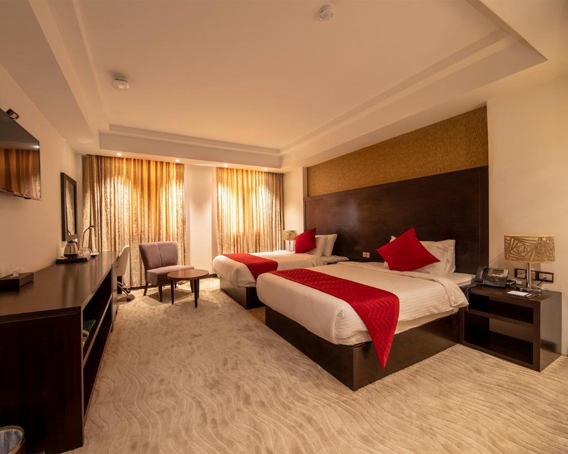 Horizon Hotel Basra ภายนอก รูปภาพ